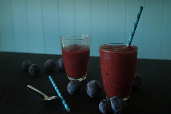 Ginger Plum Delight Smoothie